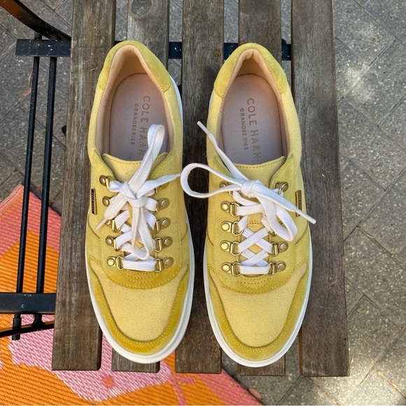 Cole Haan Grand Series Lace Up Sneaker Women's Size 9.5B Yellow Suede Canvas - Picture 10 of 15
